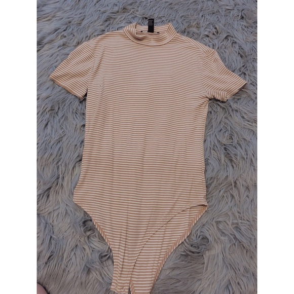 Striped bodysuit - Picture 1 of 4